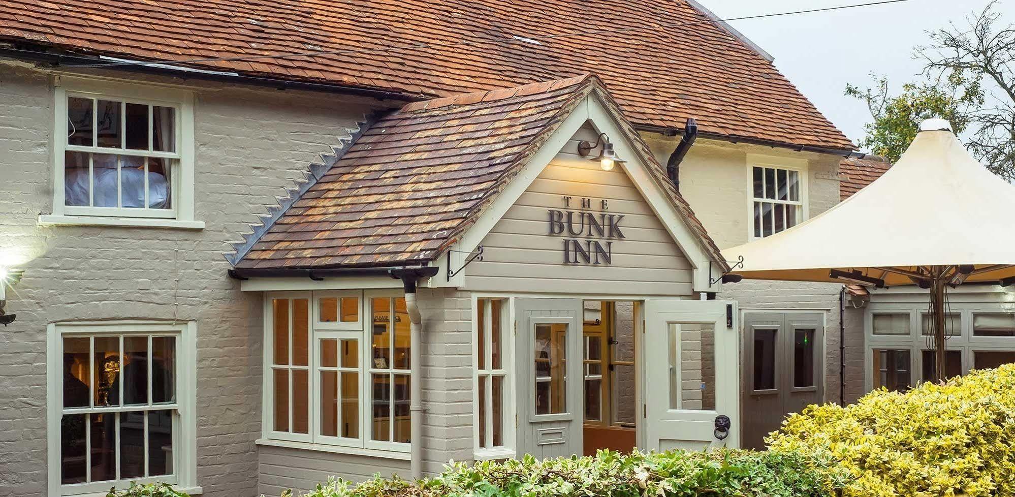 The Bunk Inn Newbury  Ngoại thất bức ảnh